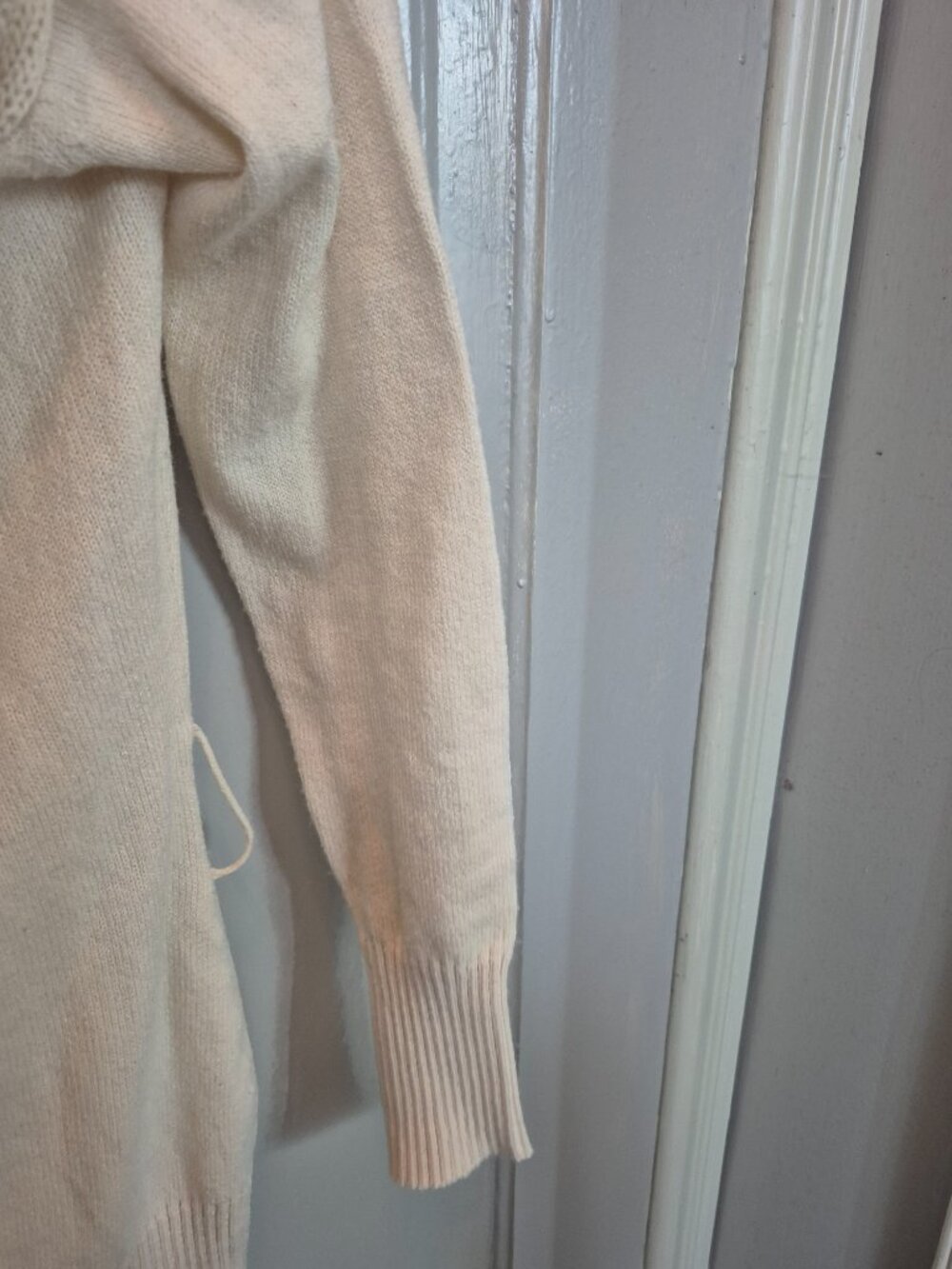Cream sweater - Picture 3 of 7